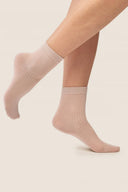 Prążkowane skarpetki damskie za kostkę Gabriella SW088 w kolorze różowym, rozmiar 35/38 #extras_rose