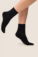 Prążkowane skarpetki damskie za kostkę Gabriella SW088 w kolorze czarnym, rozmiar 35/38 #extras_nero