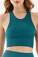 Bezszwowy top damski Gabriella Rib z dekoltem halter w kolorze emerald, rozmiar S/M #extras_emerald