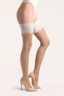 Pończochy samonośne ślubne Isabelle Gabriella z koronką w odcieniu natural/champagne rozmiar 1/2 #extras_natural/champagne