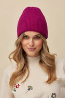 Czapka Borea Gabriella w kolorze fuchsia — dziana czapka w rozmiarze UNI #extras_fuchsia