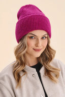 Czapka damska Carita beanie w kolorze fuchsia #extras_fuchsia