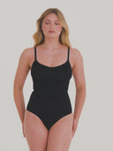 Body mocno modelujące sylwetkę na ramiączkach