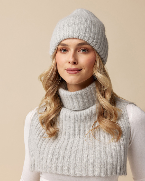 Czapki - Gabriella - Golf i czapka Tina 