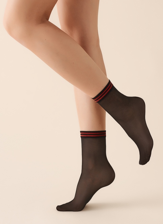 NEWS ♥ / Collections / Looking for - Gabriella - Socks Simple 20 den