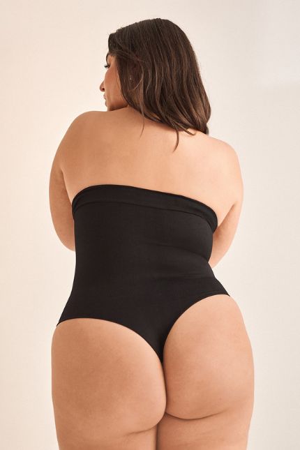 maxi shape string briefs