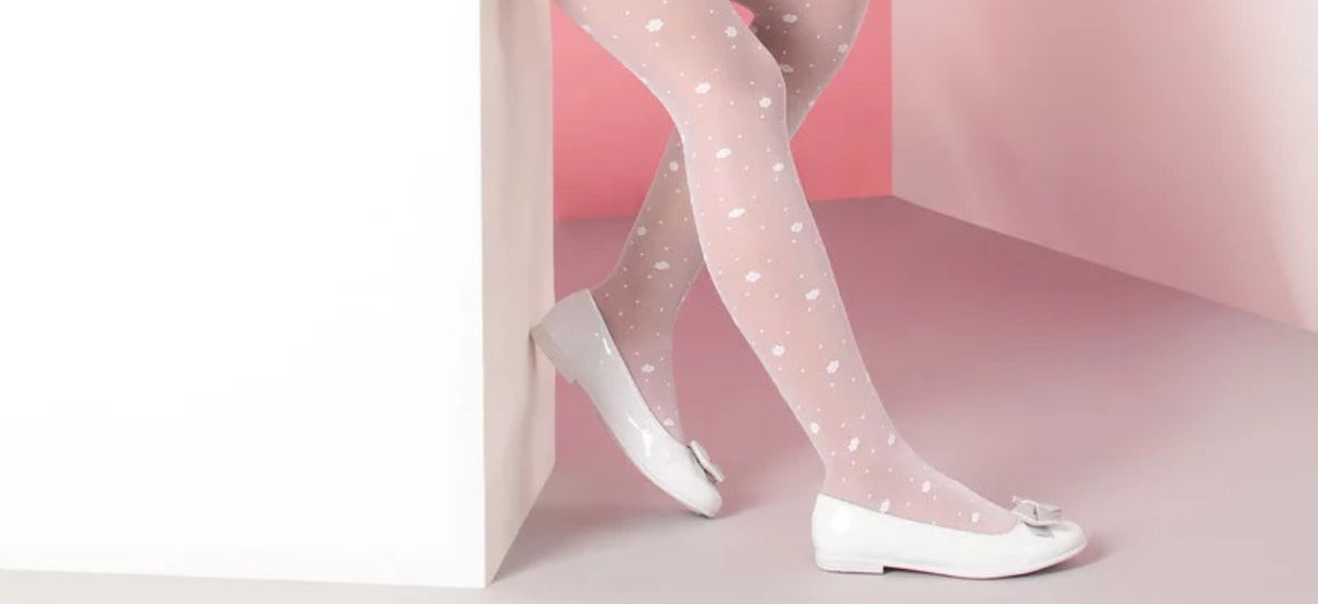 białe rajstopy na komunię