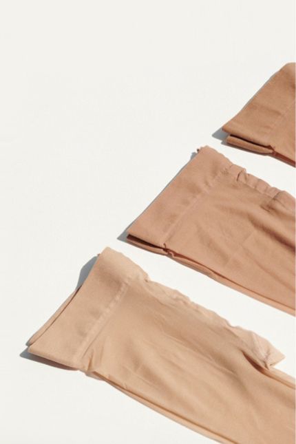 gładkie rajstopy klasyczne