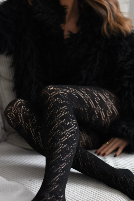 czarne rajstopy wzorzyste