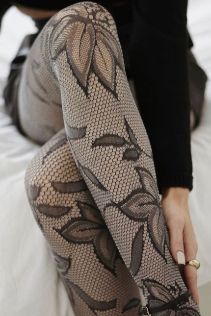 szare eajstopy w kwiaty