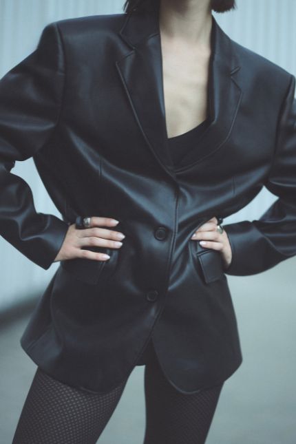 ciemne rajstopy ciepłe